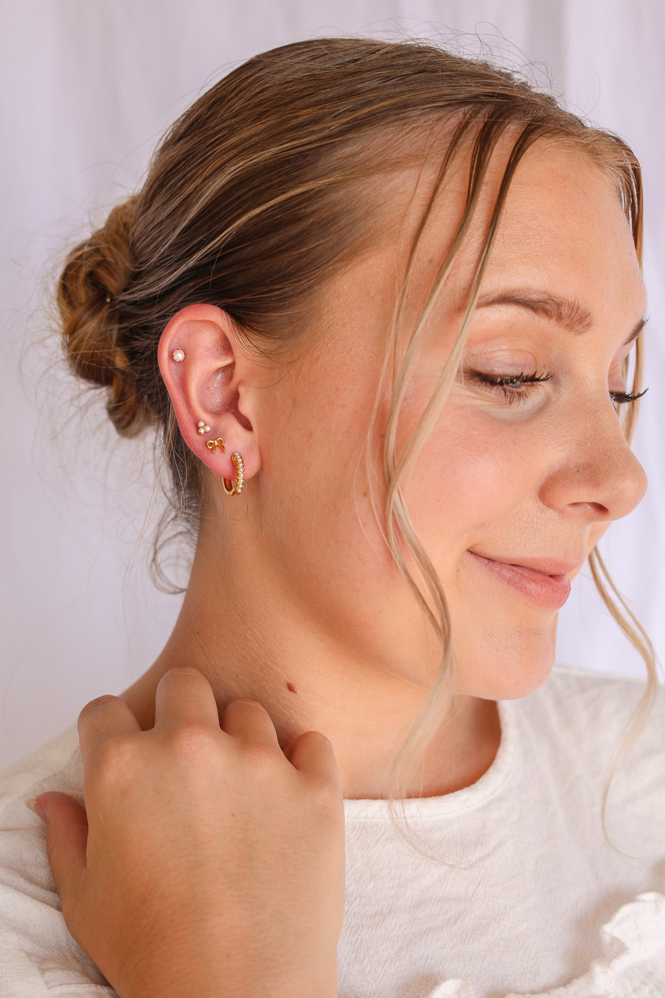 Pearl Trio Flat Back Stud