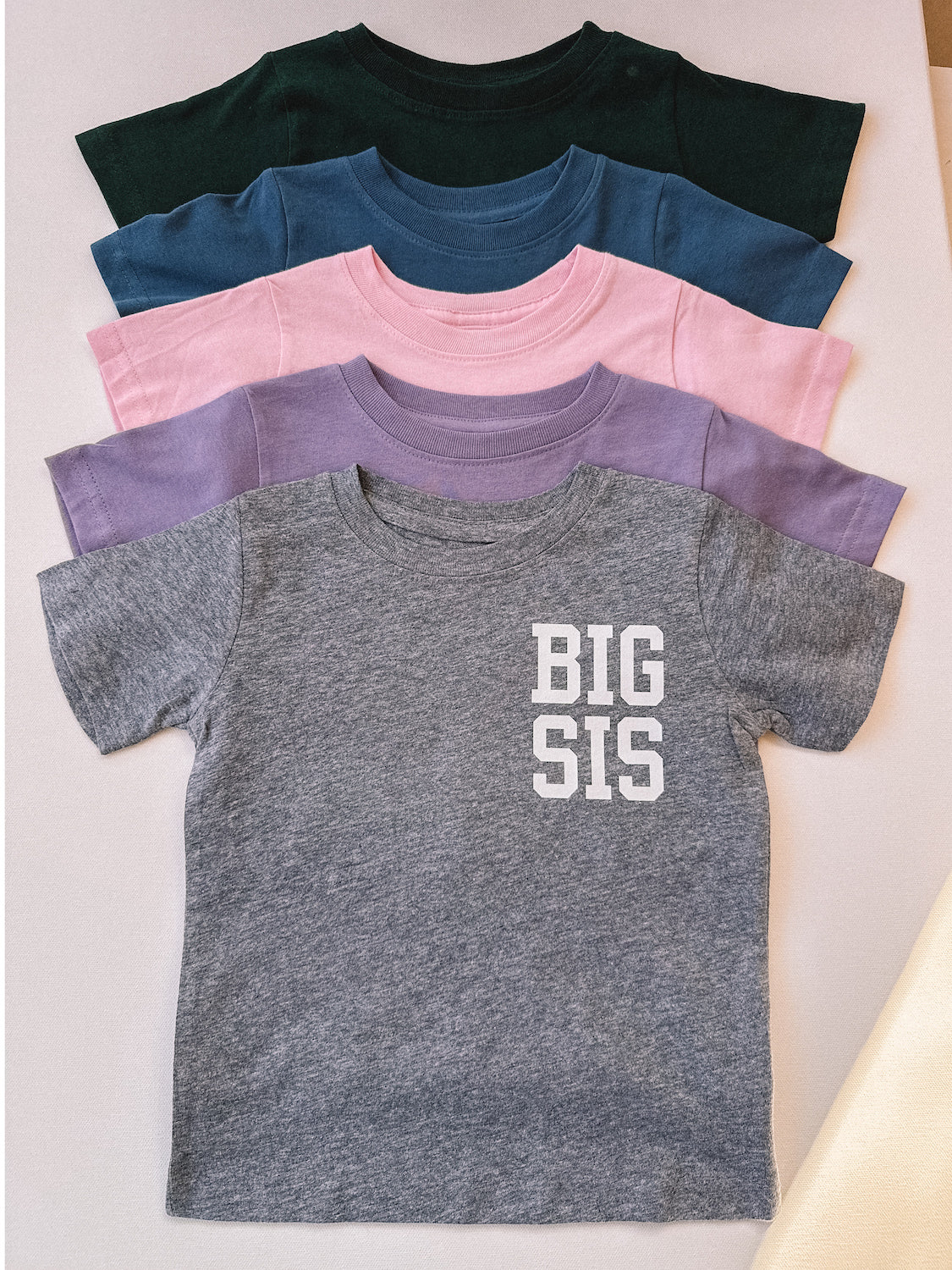 essential big sis tee