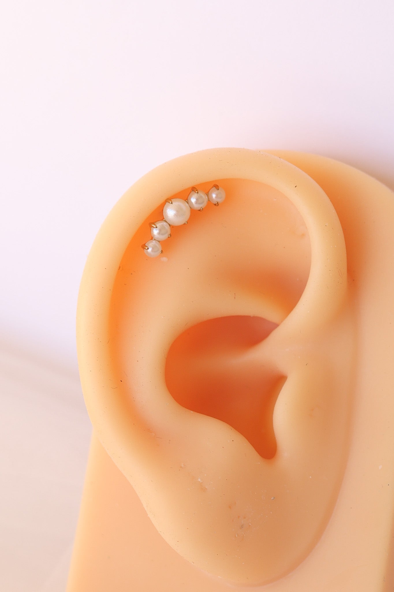 Hepburn Flat Back Stud