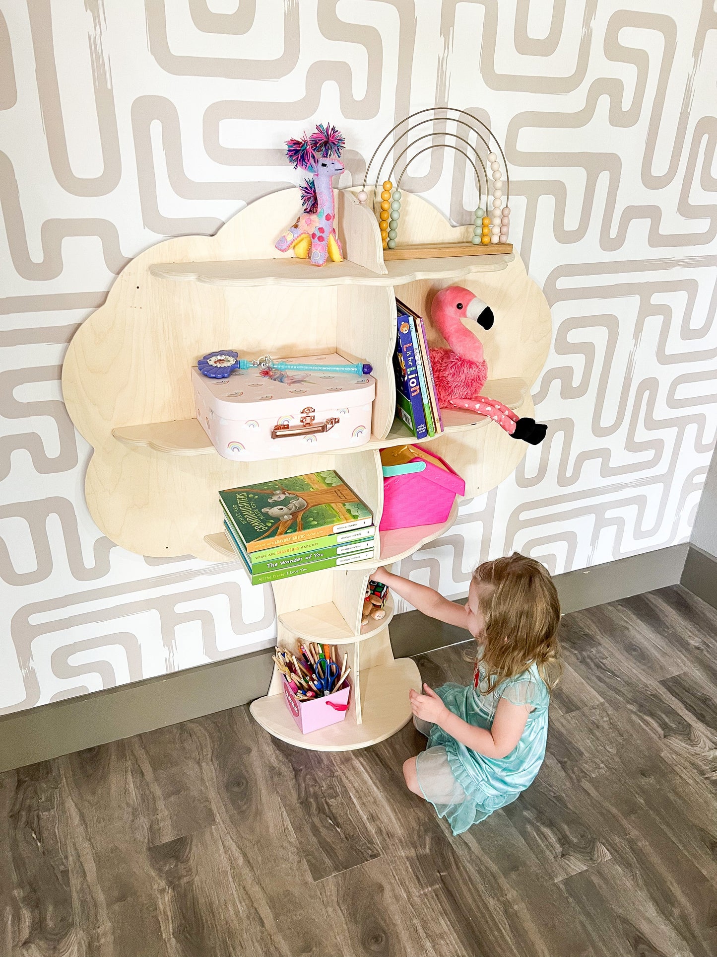 SUMMER- Tree Bookshelf