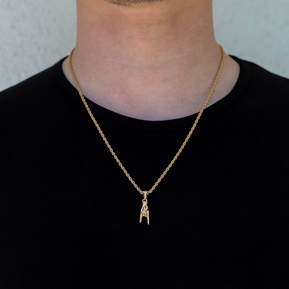Italian Mano Cornuto Gold Pendant Necklace Set