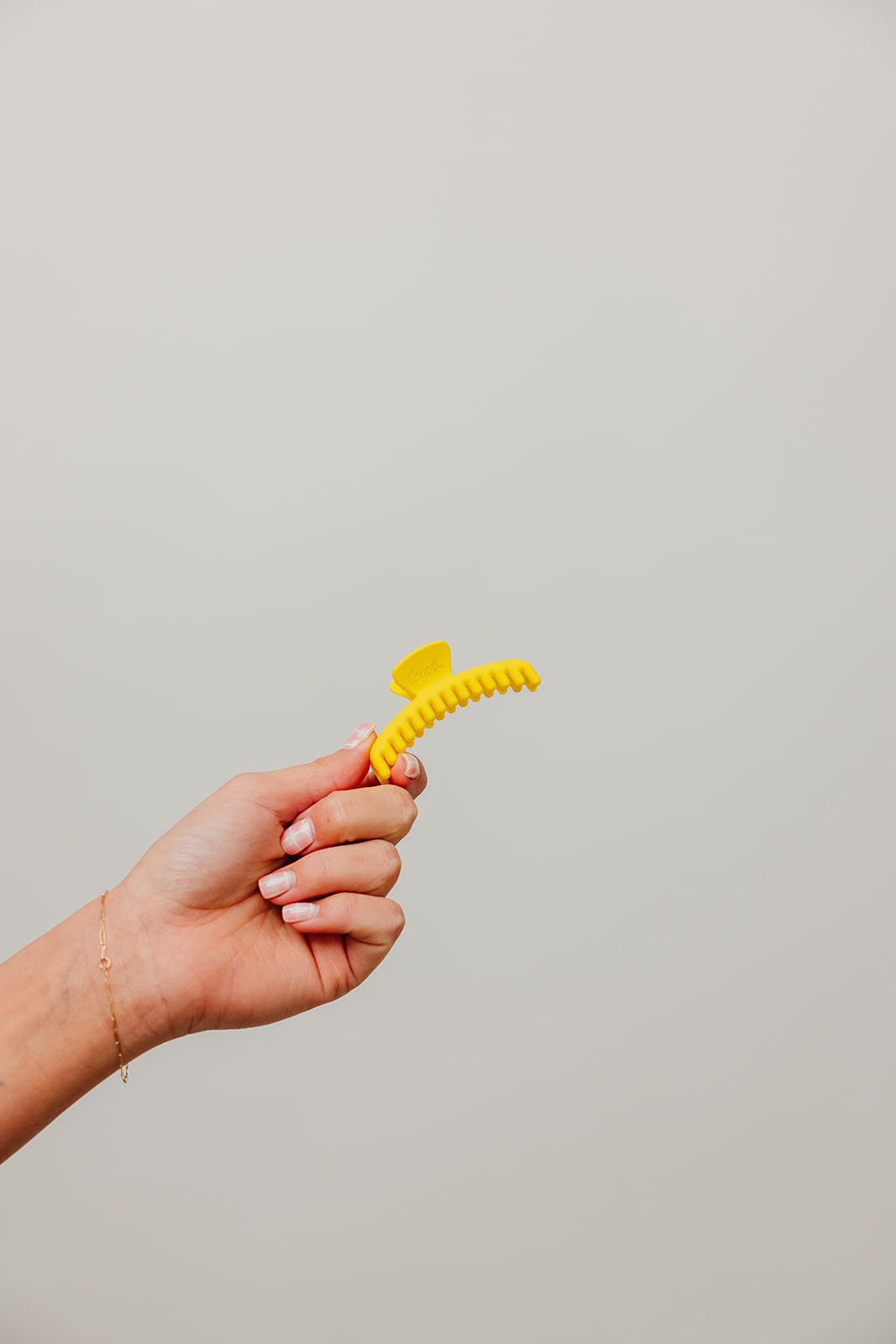 MATTE MINI HOLD EVERYTHING CLAW