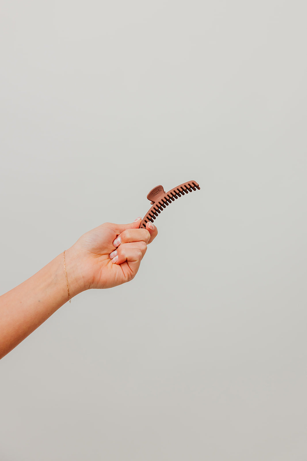 MATTE MIDI HOLD EVERYTHING CLAW