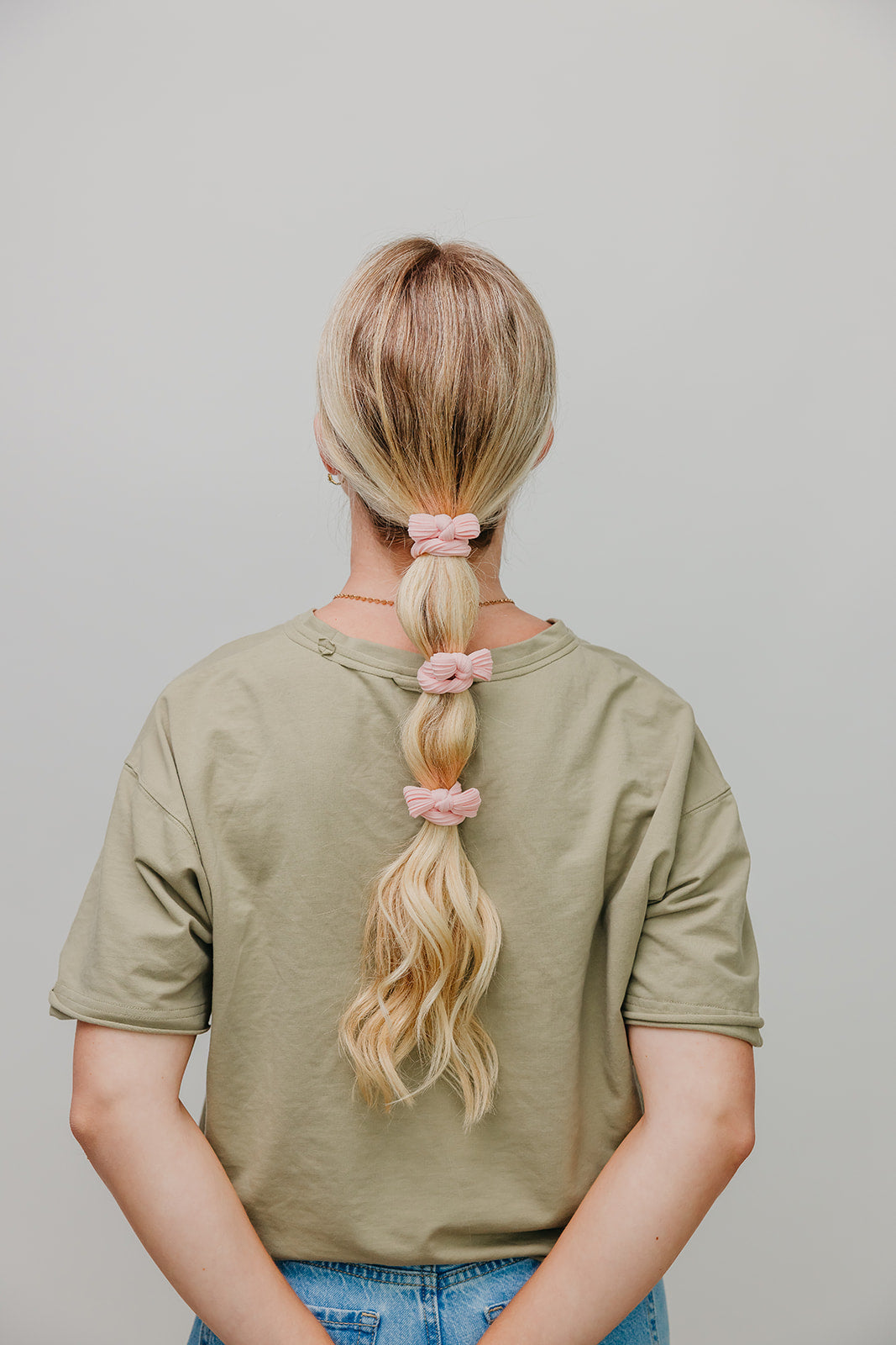 BOW SLICK BACK PONYTAILS (PACK OF 3)