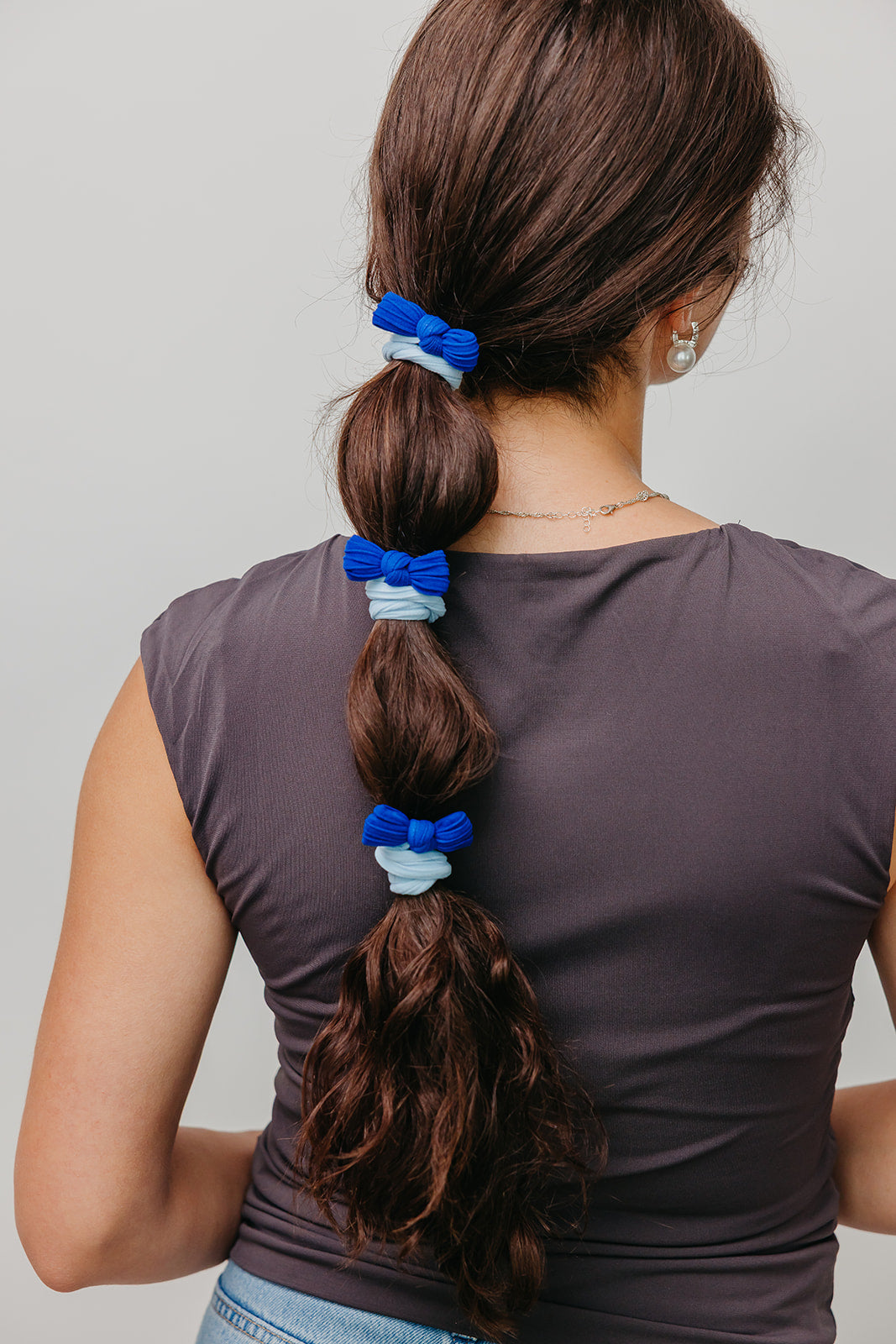 TWO TONED BOW SLICK BACK PONYTAILS (PACK OF 3)