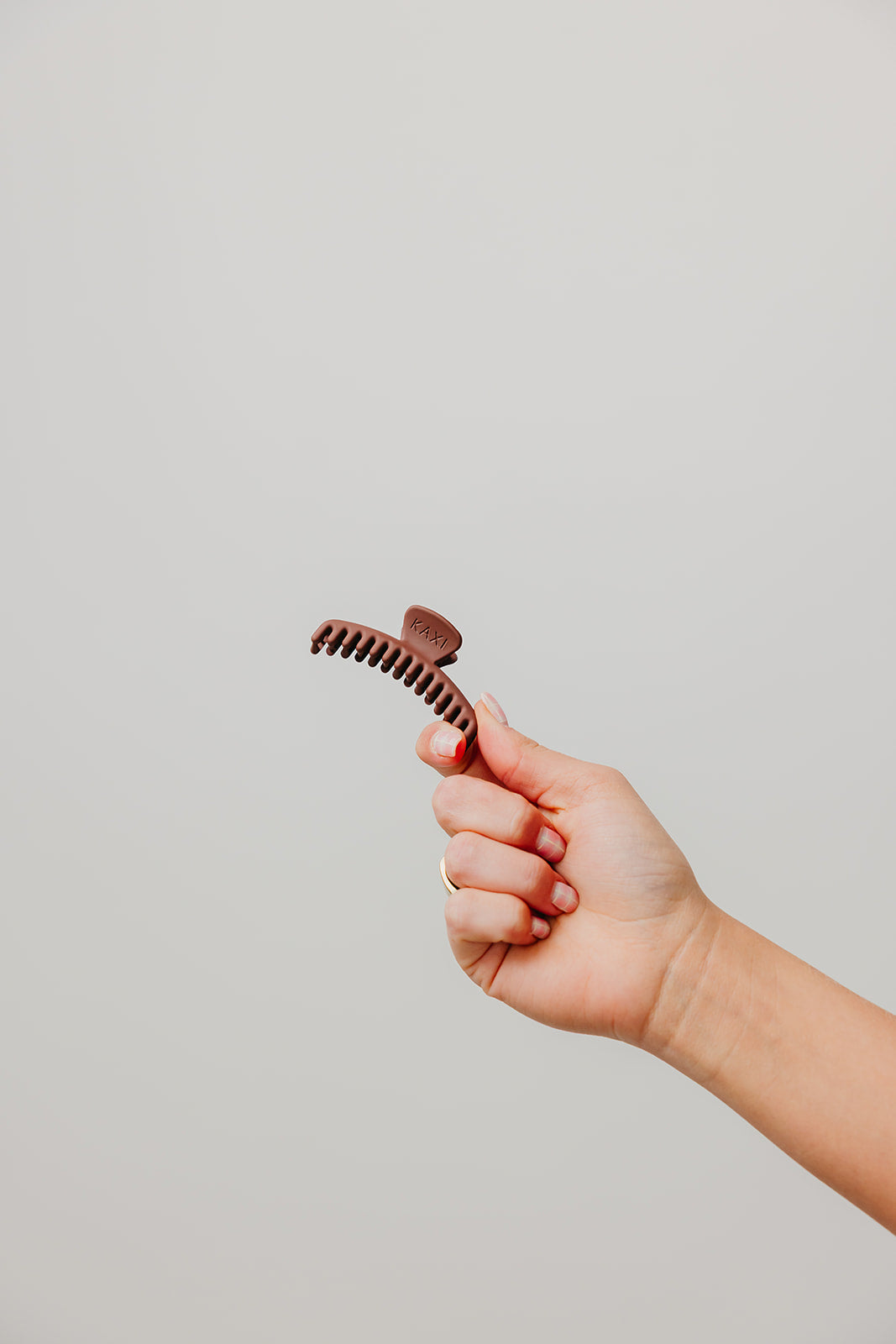 MATTE MINI HOLD EVERYTHING CLAW