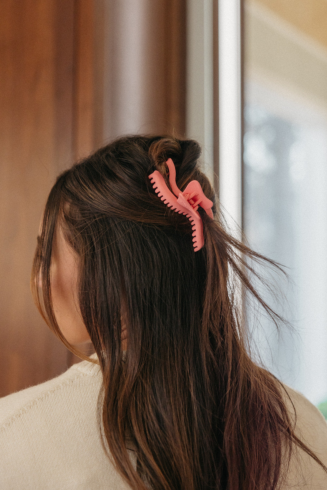 KAXI WAVY MIDI HOLD EVERYTHING CLAW