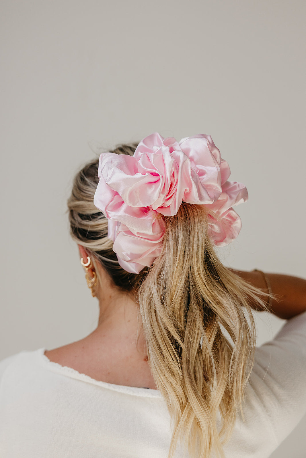 JUMBO SLEEP SILK/SATIN SCRUNCHIES