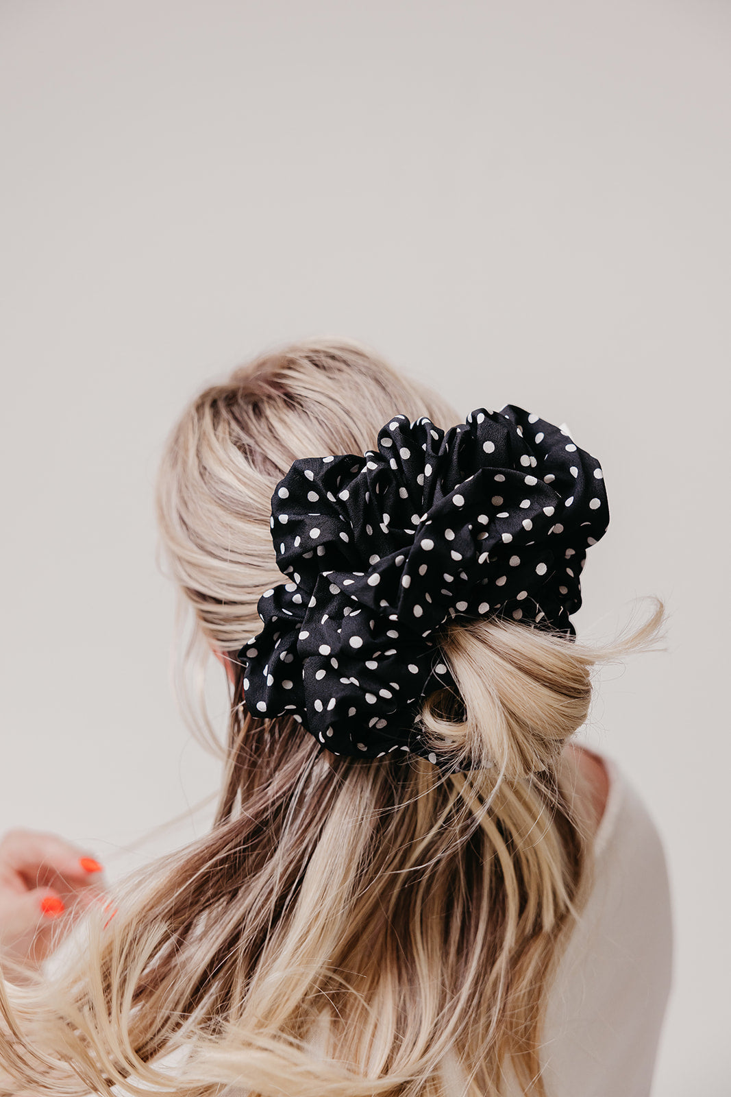 JUMBO SCRUNCHIE