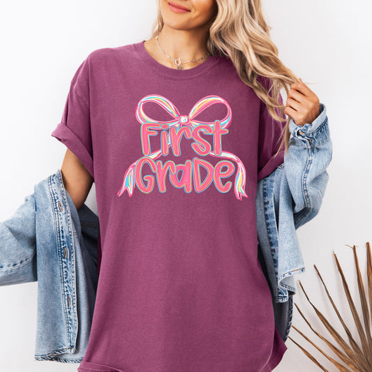 First Grade, Neon Pink, Teacher, Back to School, Bow, First Day of School, Cute, Teacher Appreciation, Coquette, Comfort Colors T-Shirt