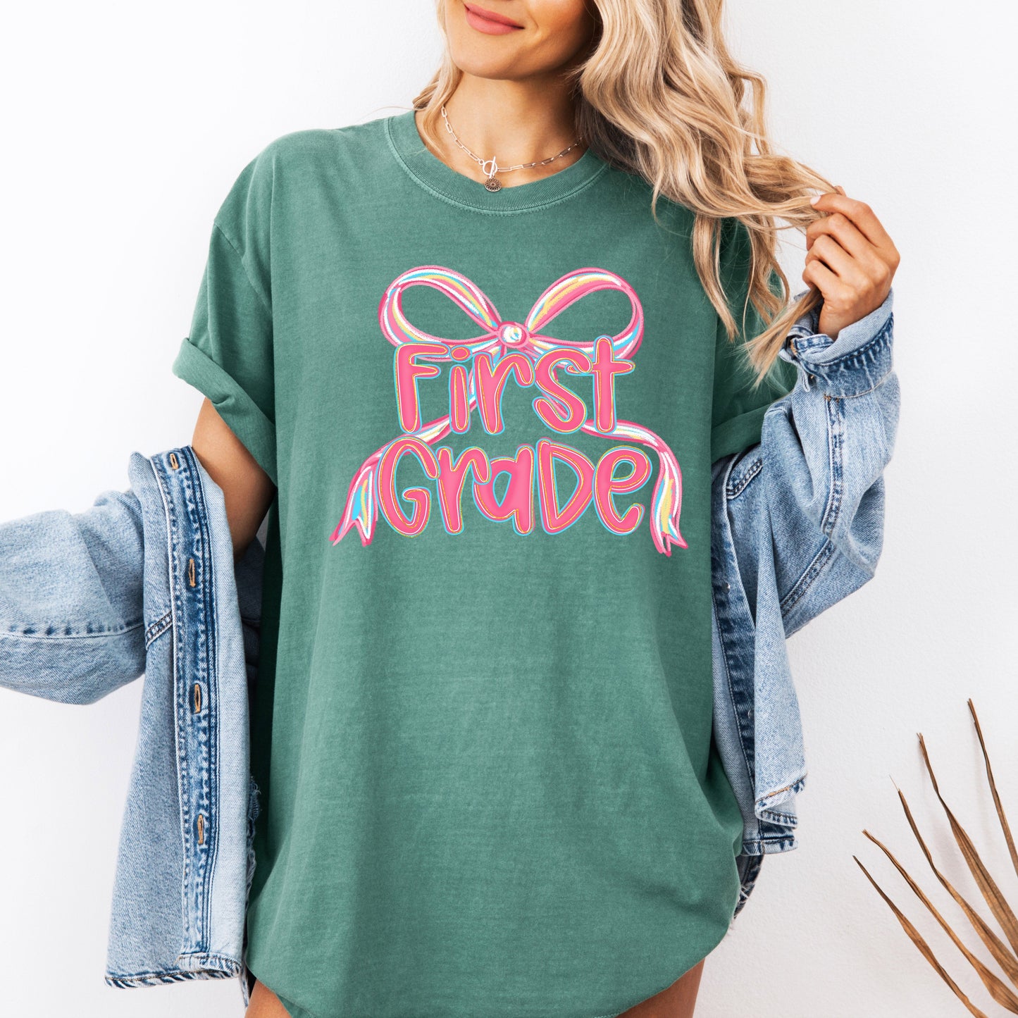 First Grade, Neon Pink, Teacher, Back to School, Bow, First Day of School, Cute, Teacher Appreciation, Coquette, Comfort Colors T-Shirt