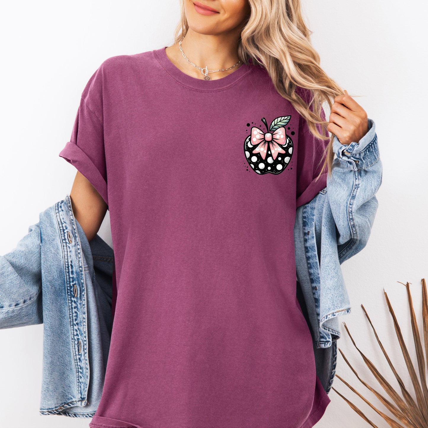 Apple, Bow, Pocket, Back to School, First Day of School, Cute, Teacher Appreciation, Coquette, Comfort Colors T-Shirt - made to order
