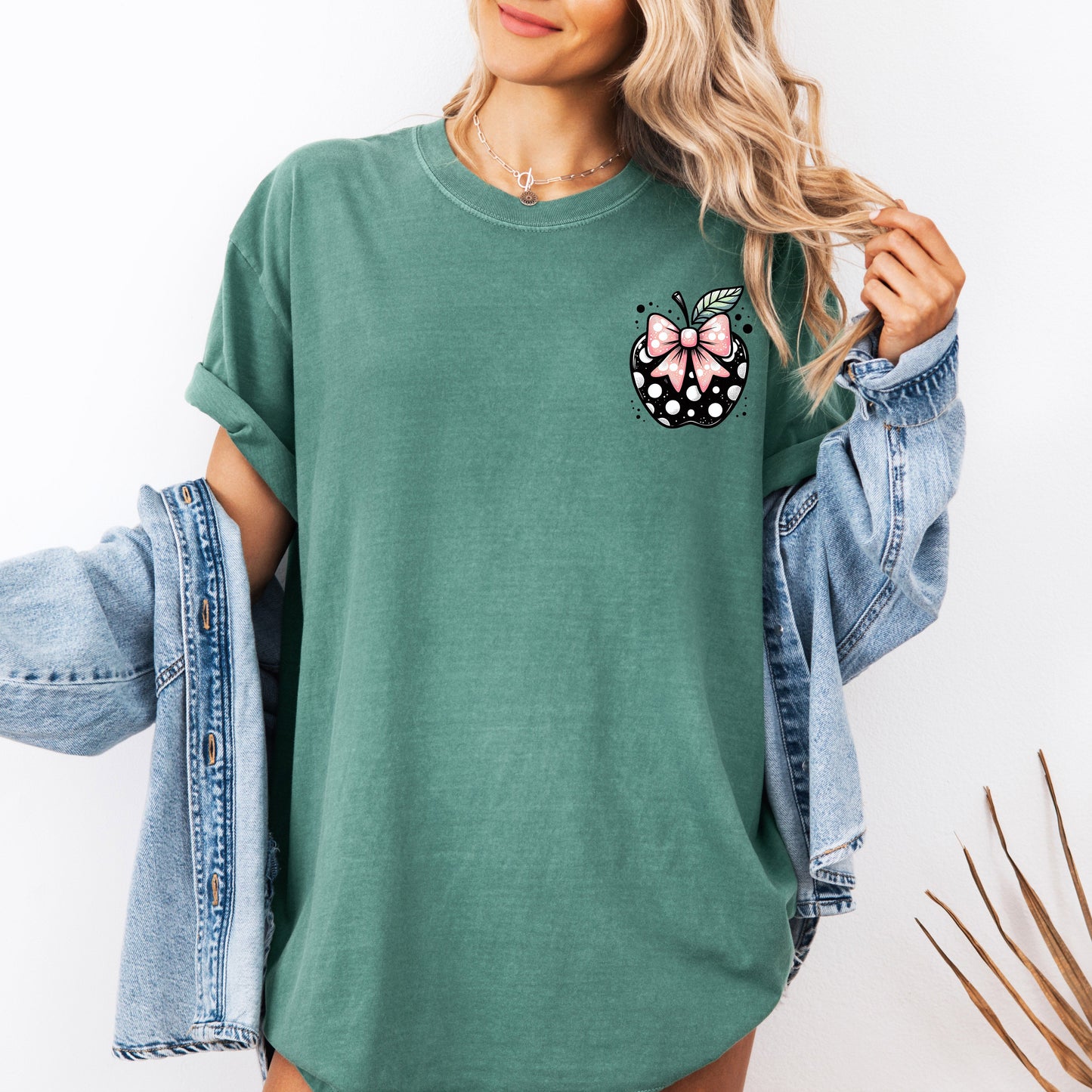Apple, Bow, Pocket, Back to School, First Day of School, Cute, Teacher Appreciation, Coquette, Comfort Colors T-Shirt - made to order