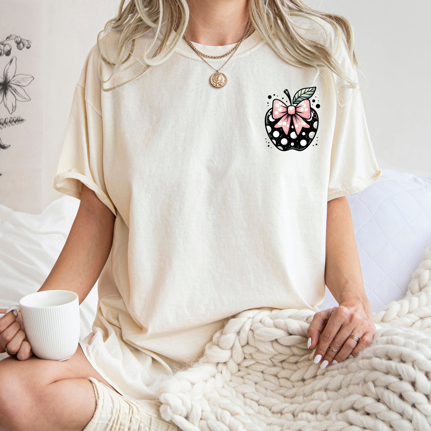 Apple, Bow, Pocket, Back to School, First Day of School, Cute, Teacher Appreciation, Coquette, Comfort Colors T-Shirt - made to order