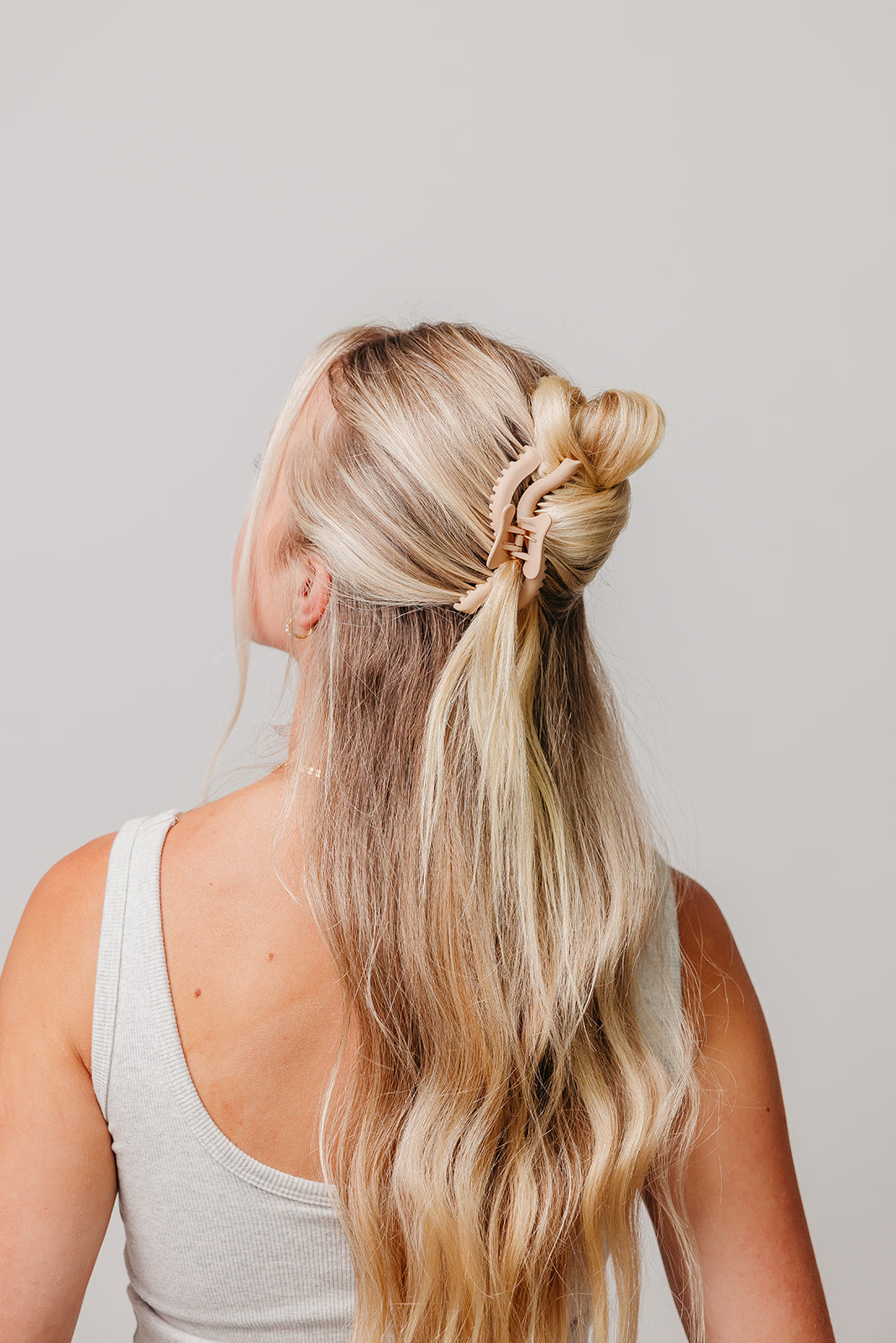 KAXI WAVY MIDI HOLD EVERYTHING CLAW