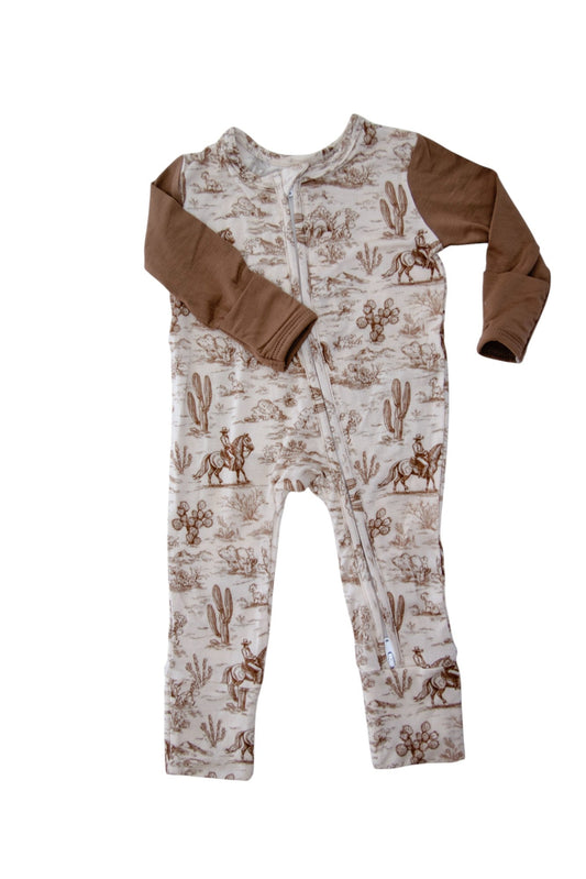 Levi Trails | Two-Way Zip Footie