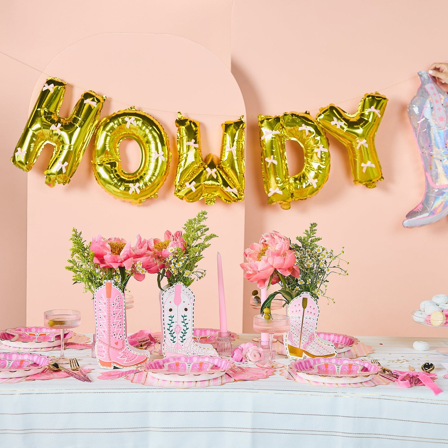 Howdy Darling Balloon Banner