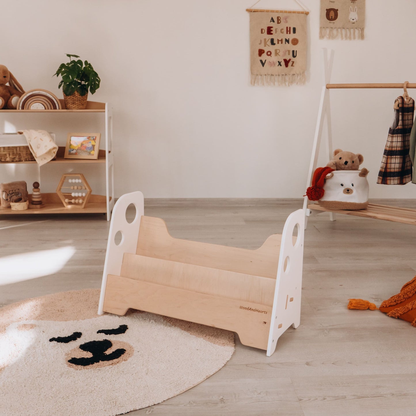 Kids Bookshelf