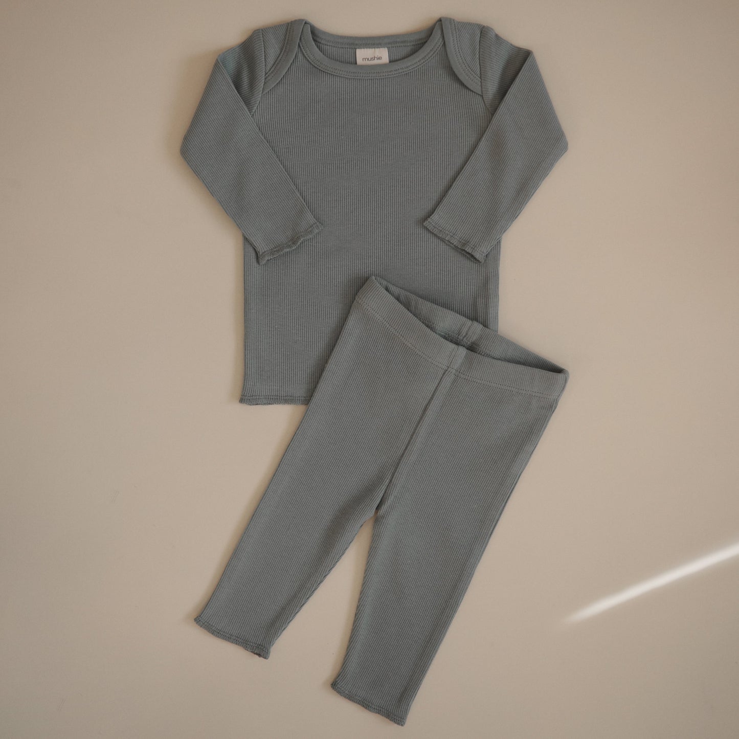 Two Piece Set