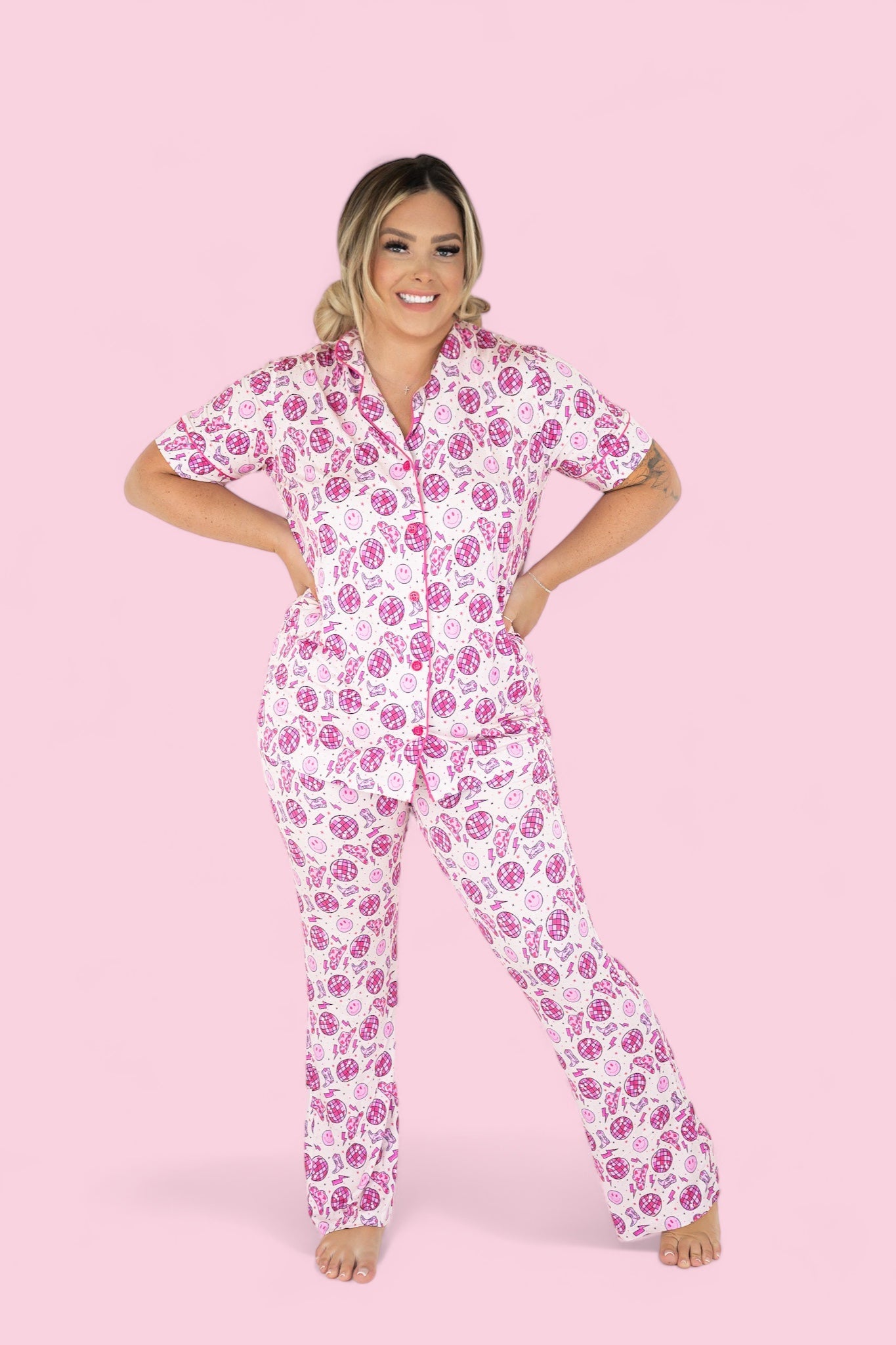 LET'S GO GIRLZzz WOMEN'S RELAXED FLARE DREAM SET