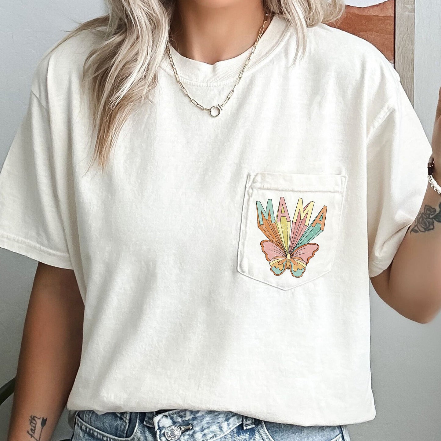 Retro Mama, Butterfly, Hippie, Pocket Tee Comfort Colors T-Shirt
