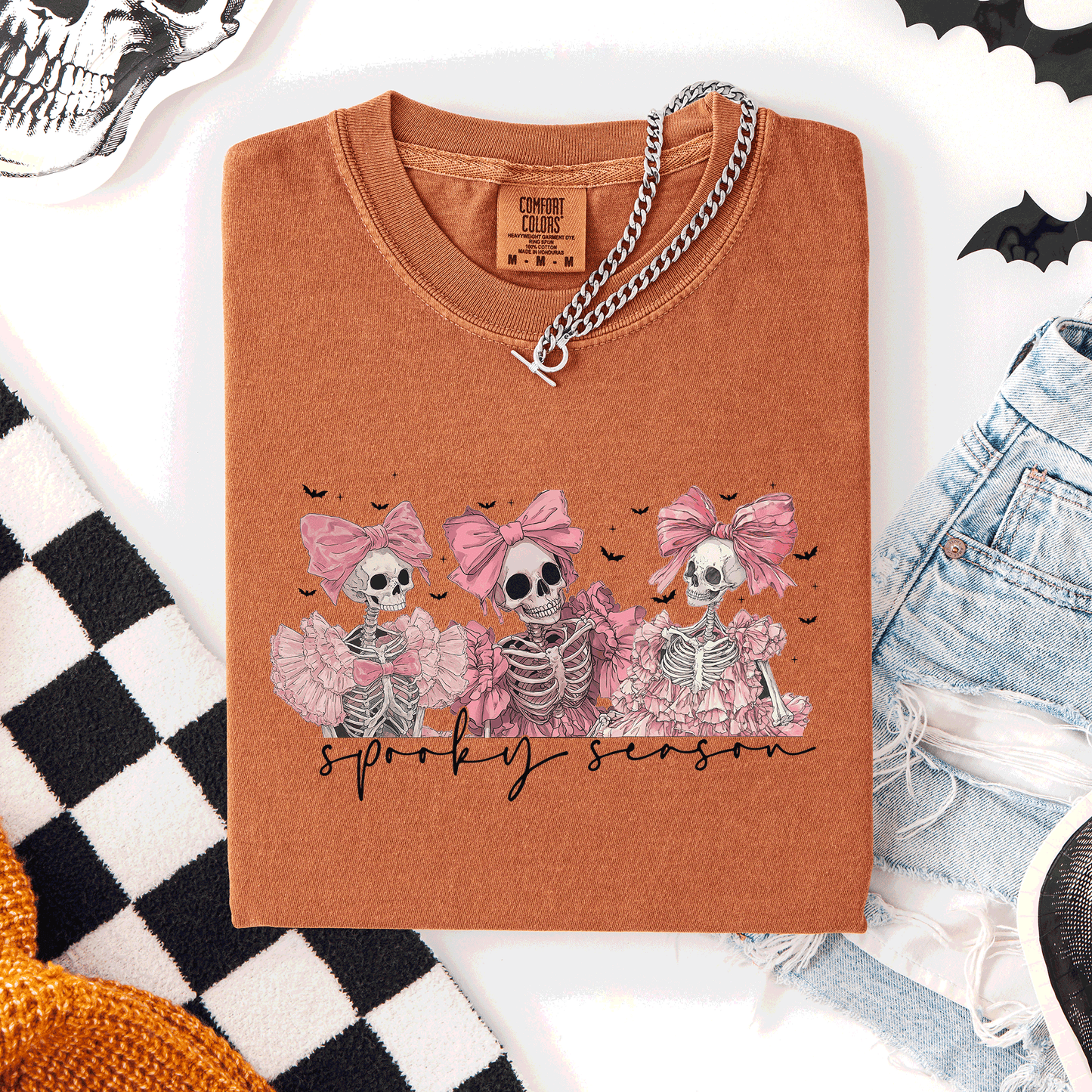 Spooky Season, Pink Skeletons, Cute, Coquette, Ribbon, Bows, Halloween, Comfort Colors T-Shirt