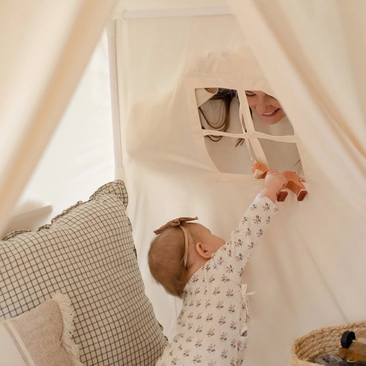 Tiny Land® Kids Tent – Large Cozy Tent with Star Lights