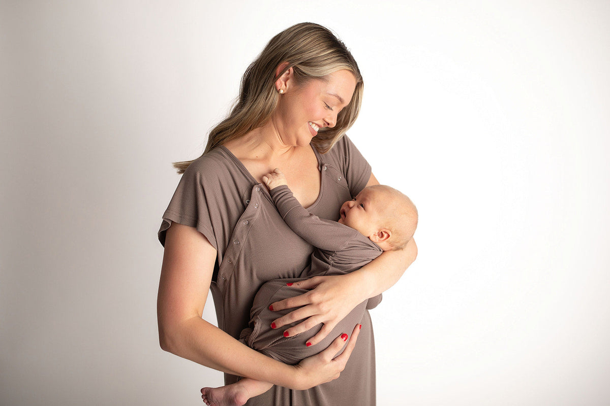 Ribbed Cocoa Brown Mommy Labor and Delivery Nursing Hospital Gown