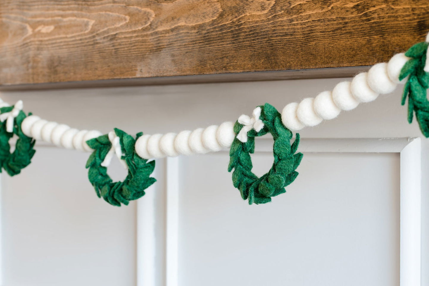 White Wreath Garland