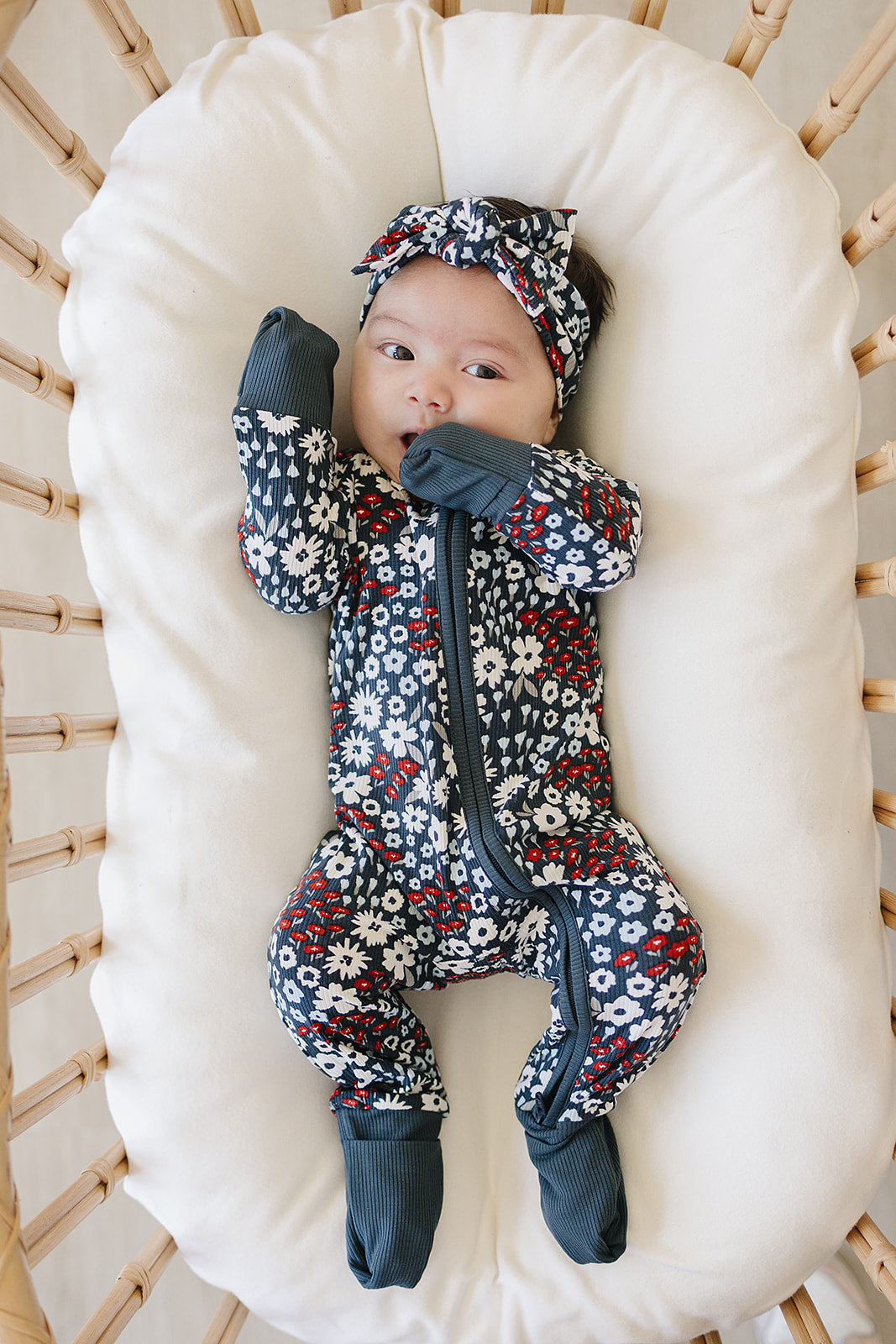 Americana Floral Ribbed Bamboo Zipper