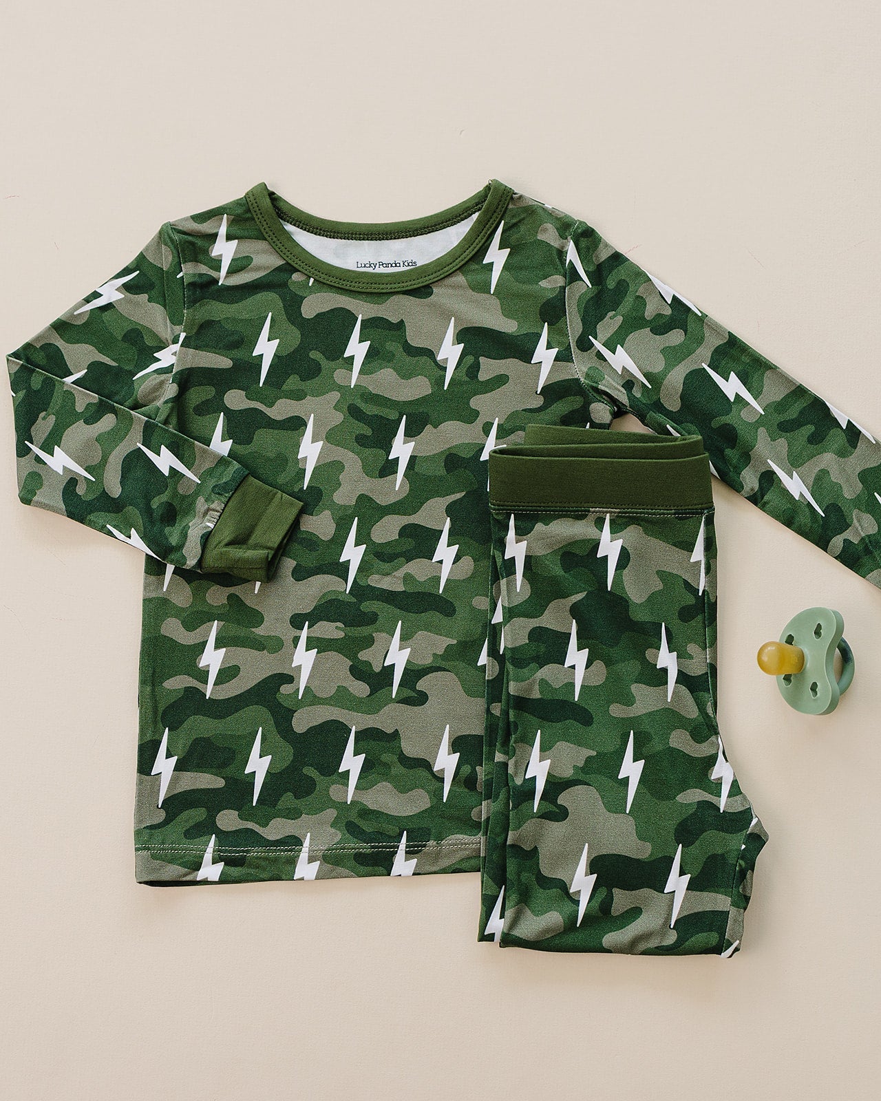 Bamboo Two Piece Set | Green Camo Bolts