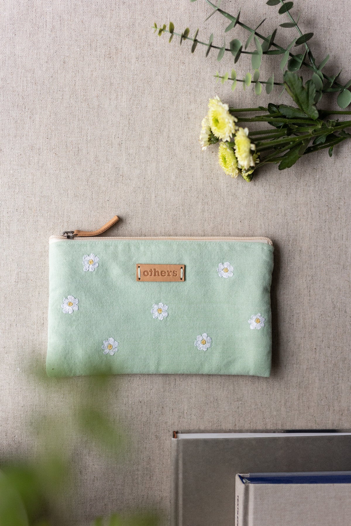 Others Embroidered Coin Purse - Green Floral - Medium