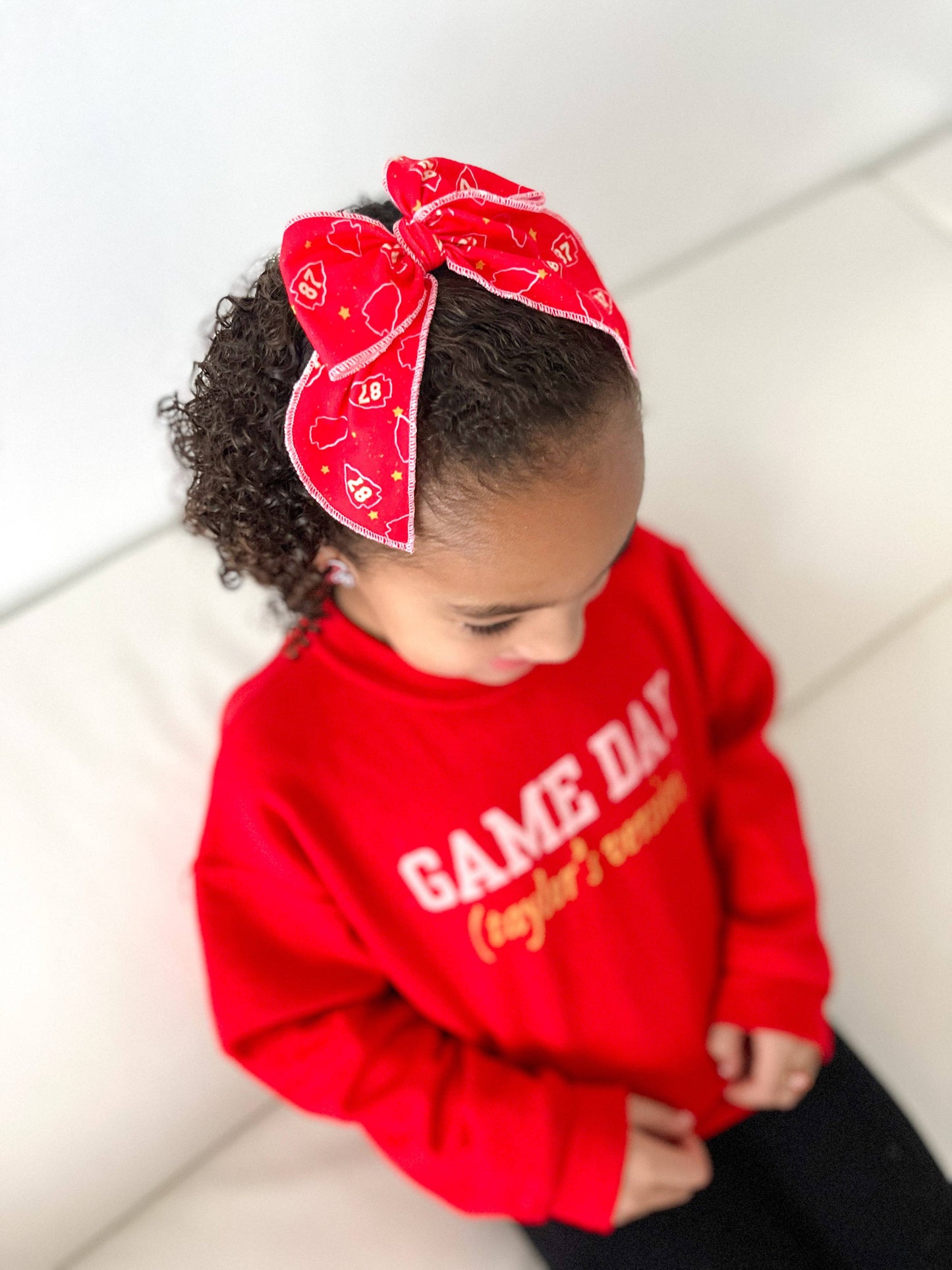 Red 87 Arrowhead Bow