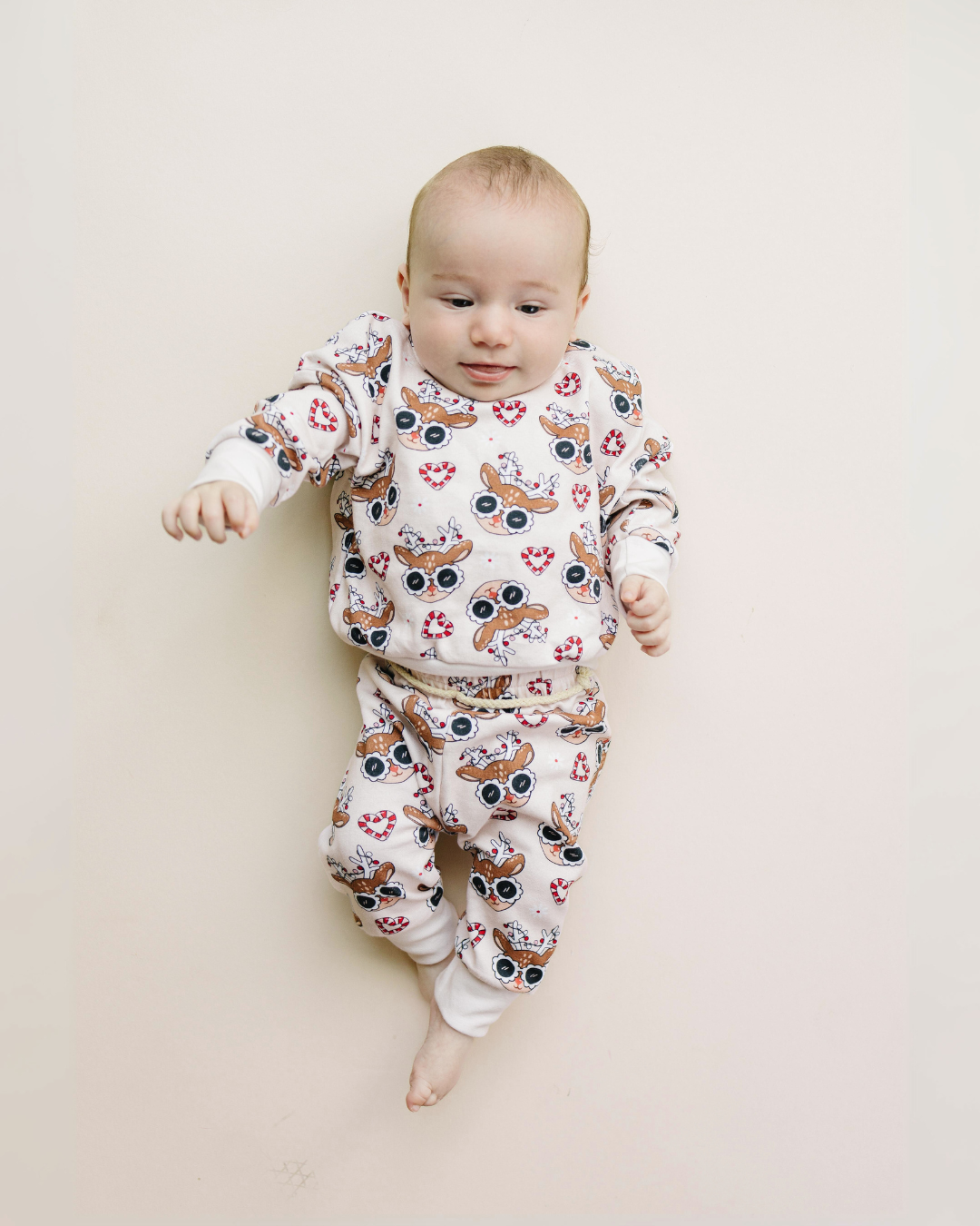 Deer Holiday Jogger Set