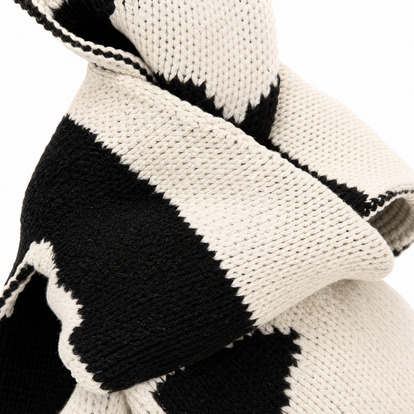 Meander Black Handbag