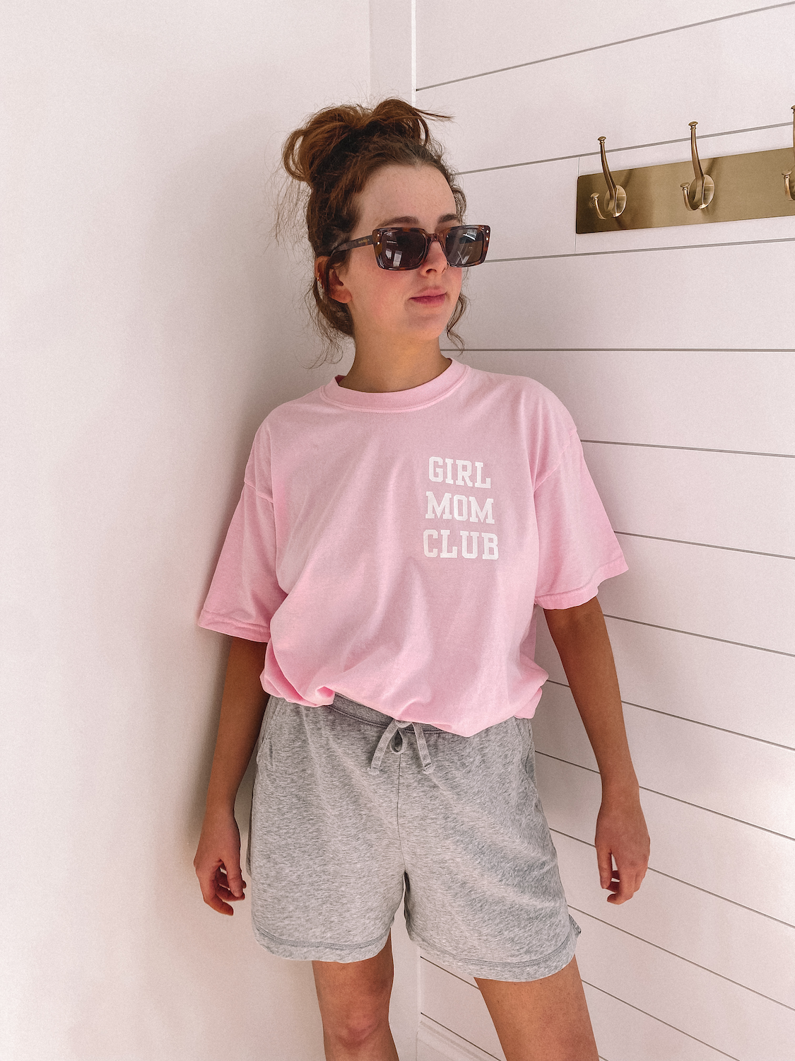 girl mom club tee