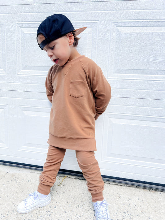 ORGANIC COTTON CREWNECK -  ALMOND
