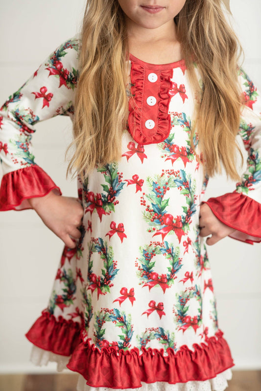 Vintage Christmas Wreath & Lace Lounge Gown