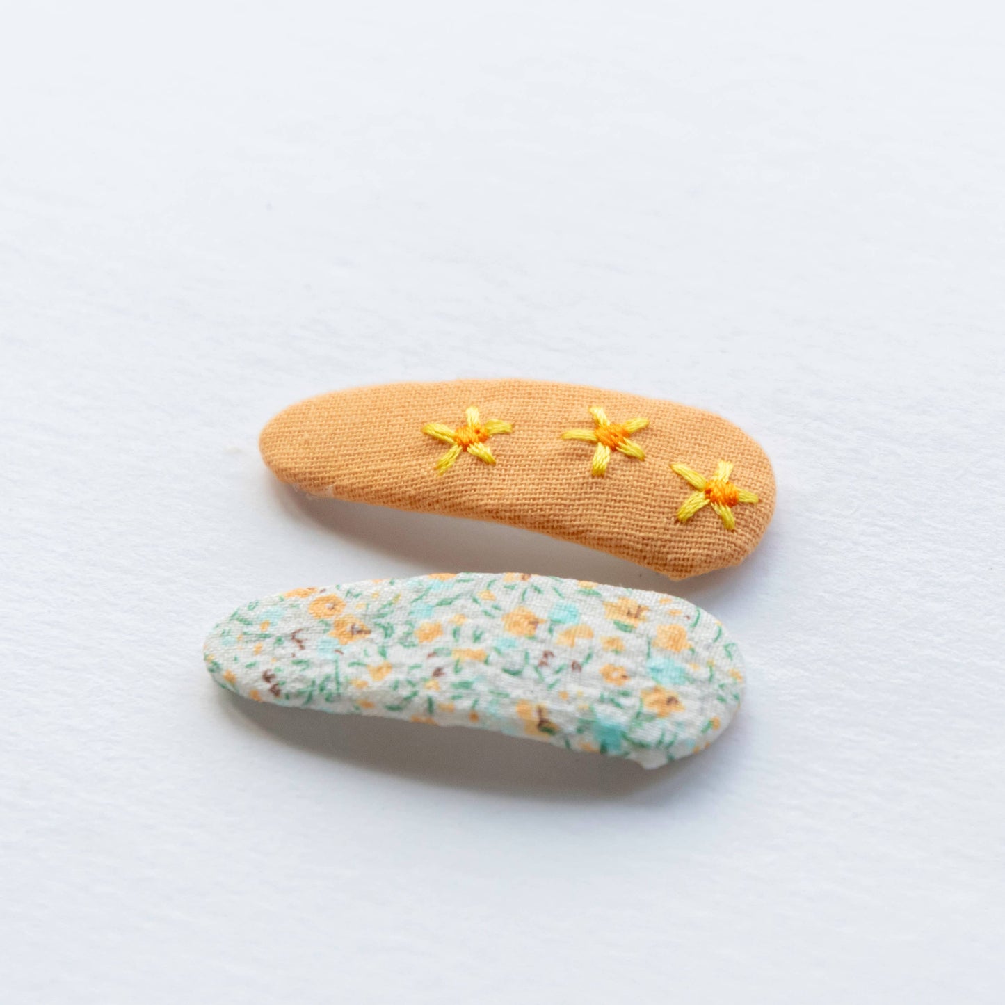 Triangle Embroidered Floral Snap Hair Clips | Yellow