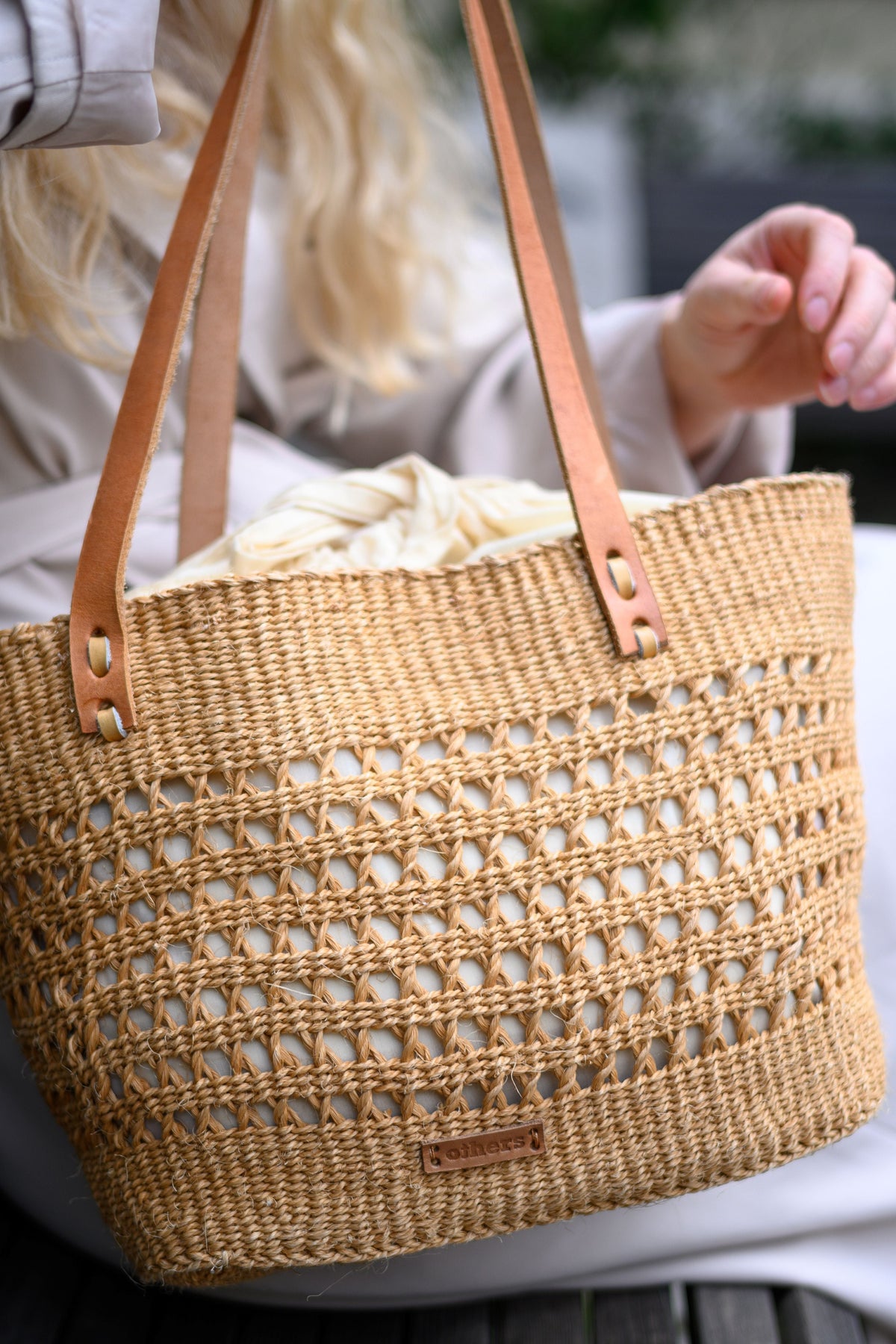 Others Shoulder Sisal Bag