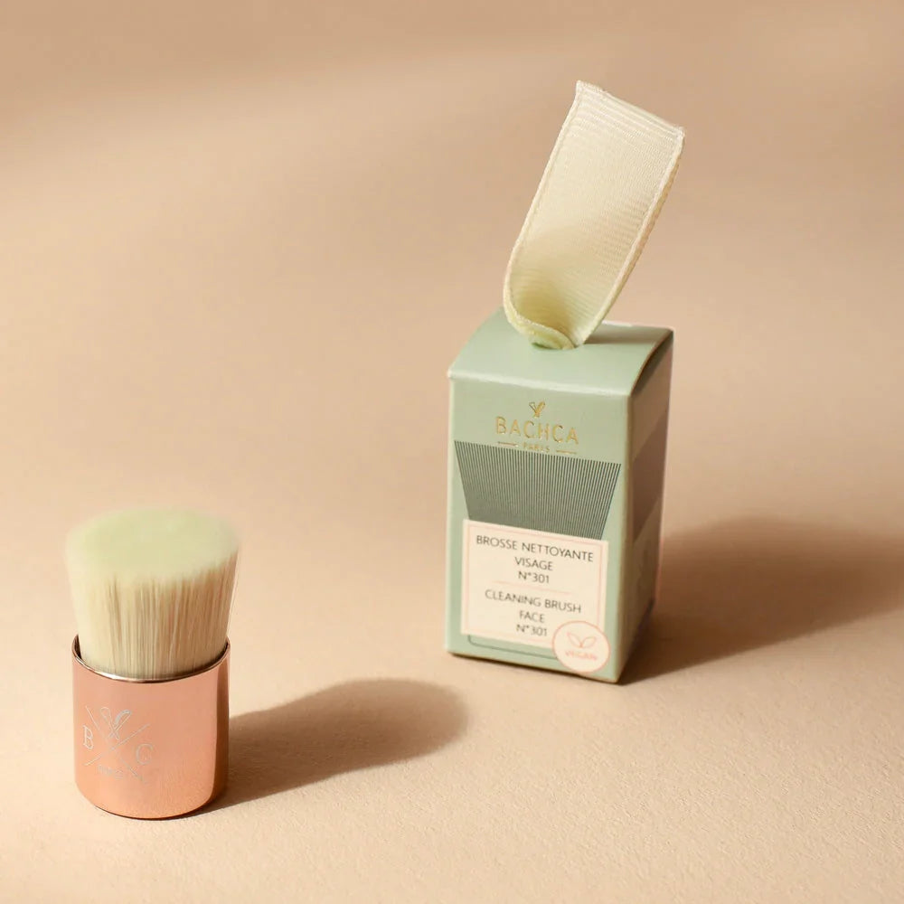 Gentle Glow Facial Brush