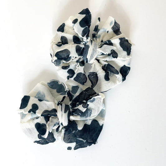 Cow Ruffle Clip