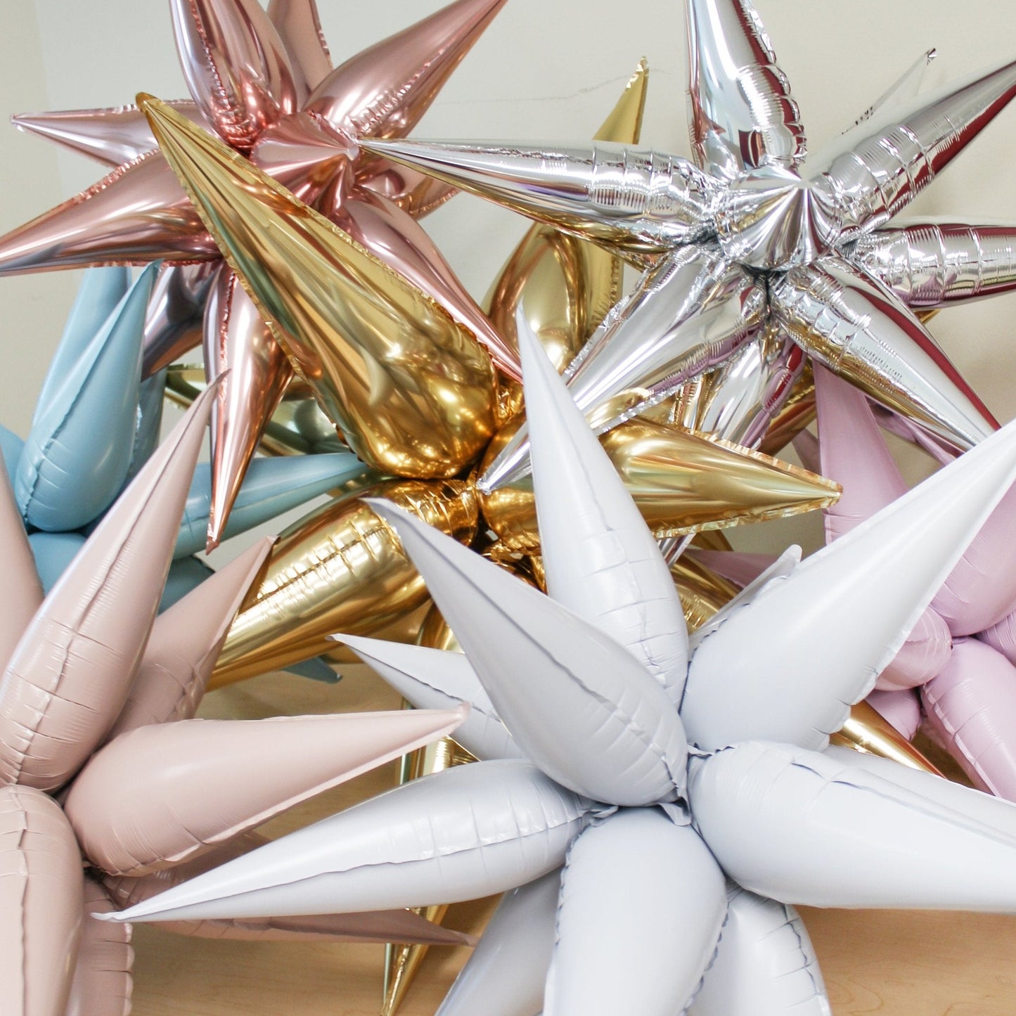 Blush Starburst Cluster Balloon