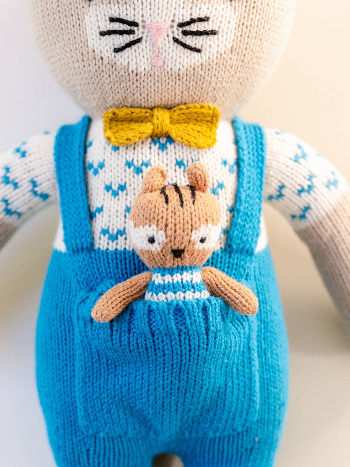18" Claude the Cat with 3" Mini Carlton the Squirrel