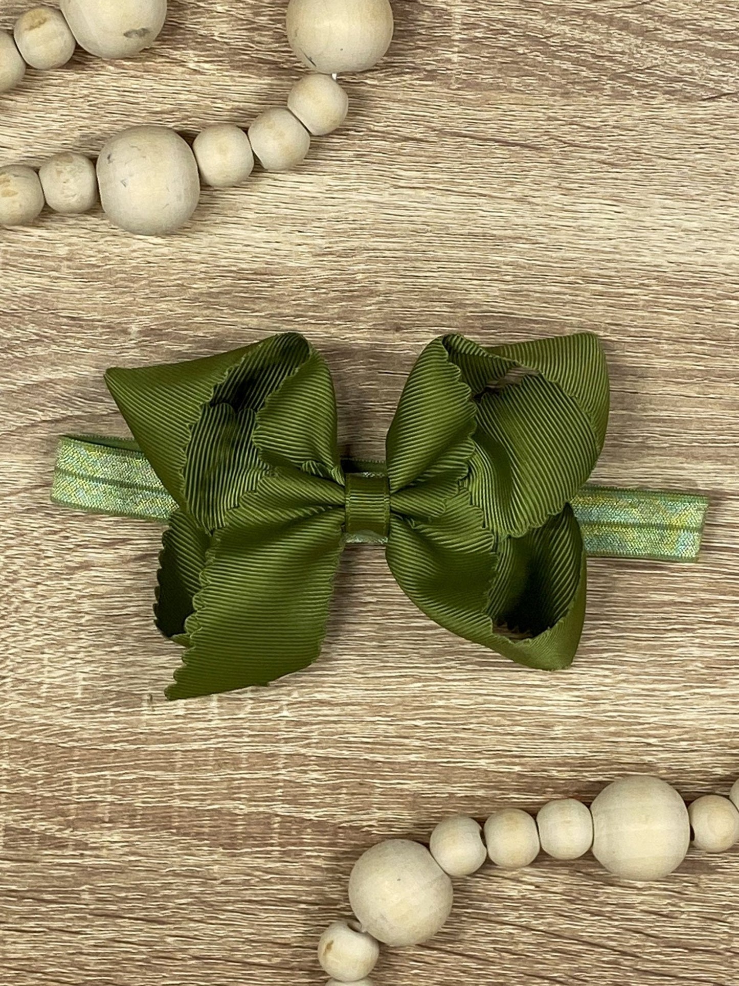 Classic Scalloped Bows - Alligator Clip - 4.5"