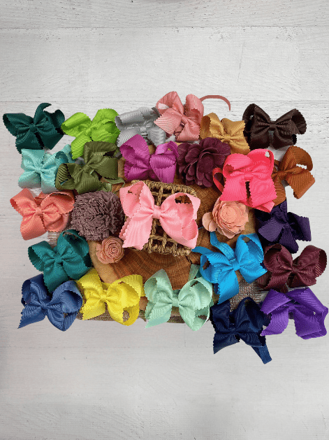 Classic Scalloped Bows - Alligator Clip - 4.5"