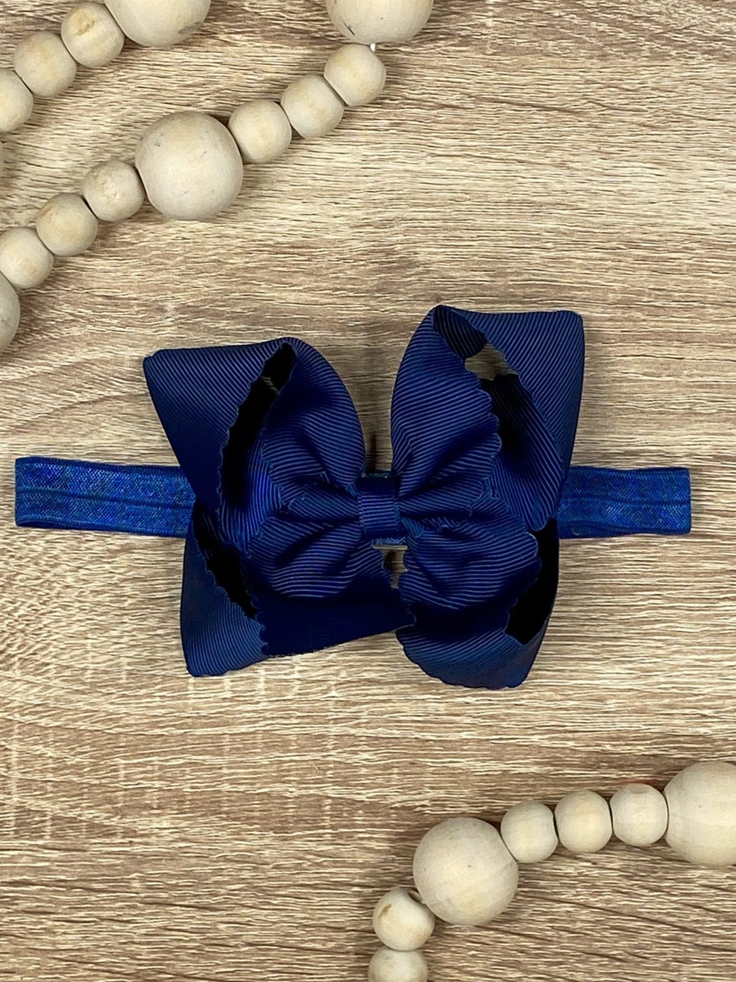 Classic Scalloped Bows - Alligator Clip - 4.5"