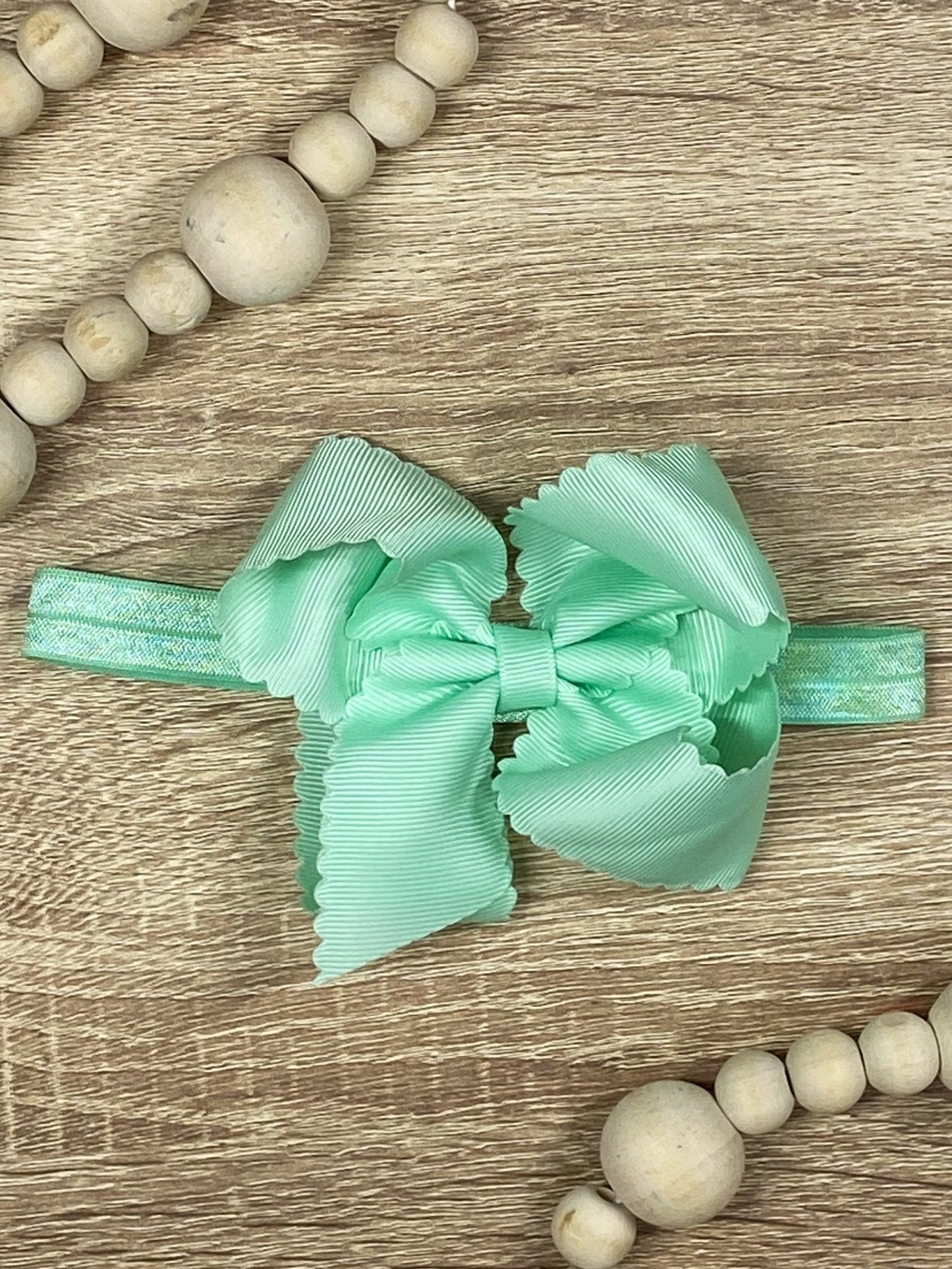 Classic Scalloped Bows - Alligator Clip - 4.5"