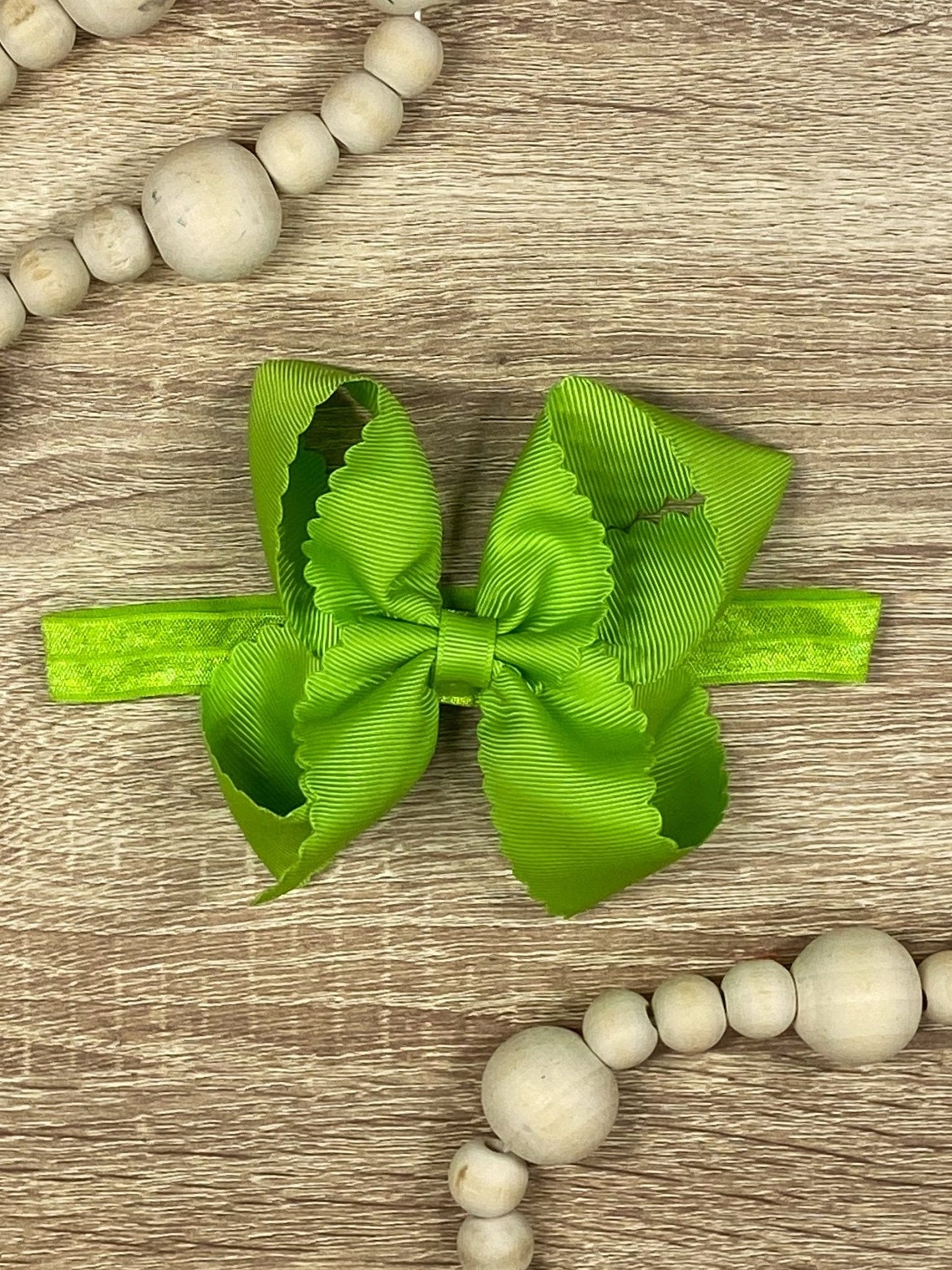 Classic Scalloped Bows - Alligator Clip - 4.5"
