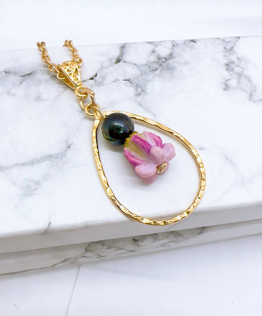 Crown Flower necklace (Dark Pink)